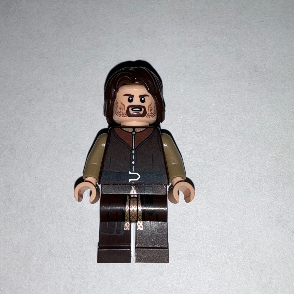 LEGO Aragorn Dark Brown Legs Minifigure Lord of the Rings